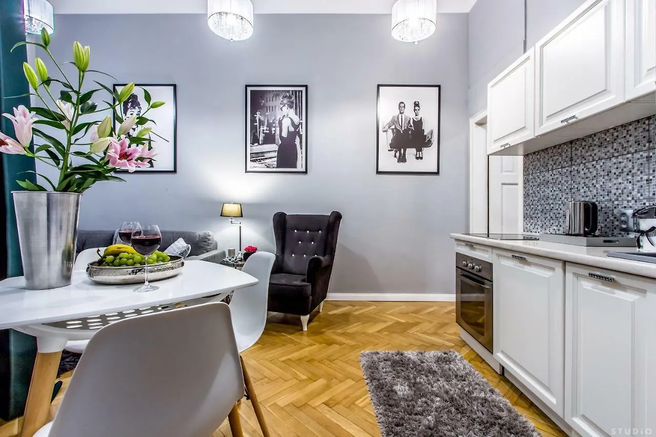 Clicktheflat Palace Of Culture Apartment Warszawa 0*,